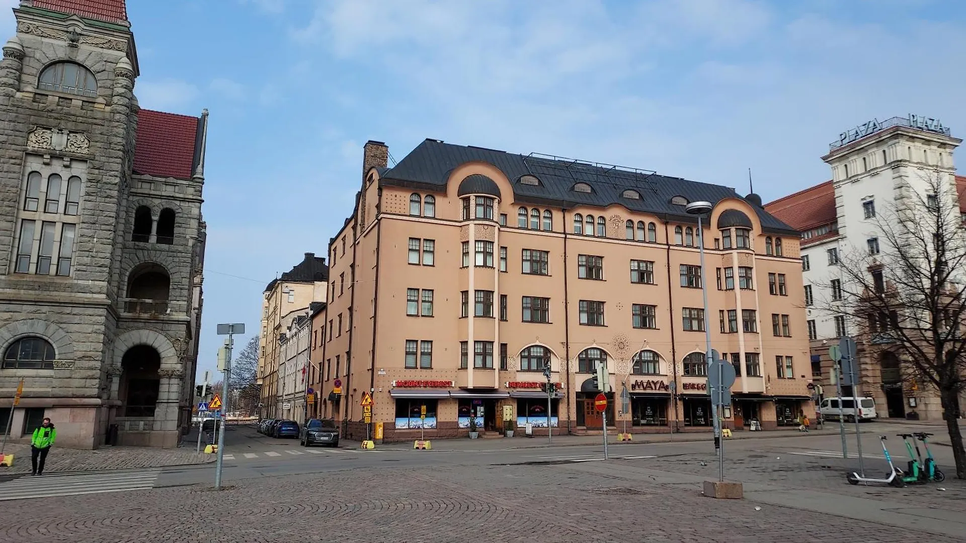 Stylish Home With Stunning Views Of The Railway Square 74M2 Helsinki